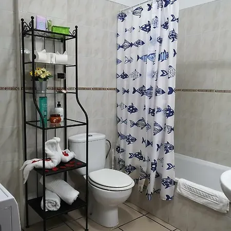 Paradise Court Apartment *