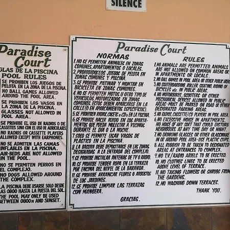 Paradise Court Apartment *